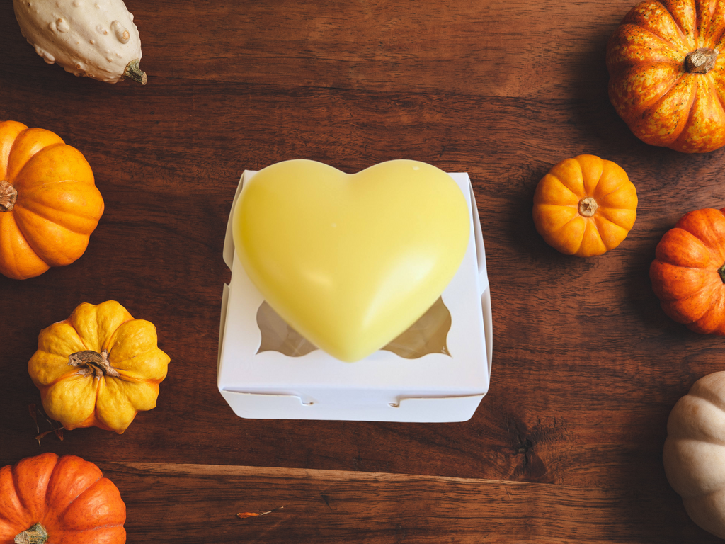 Scents of Glow Wax Heart Sachet — 11 Scents